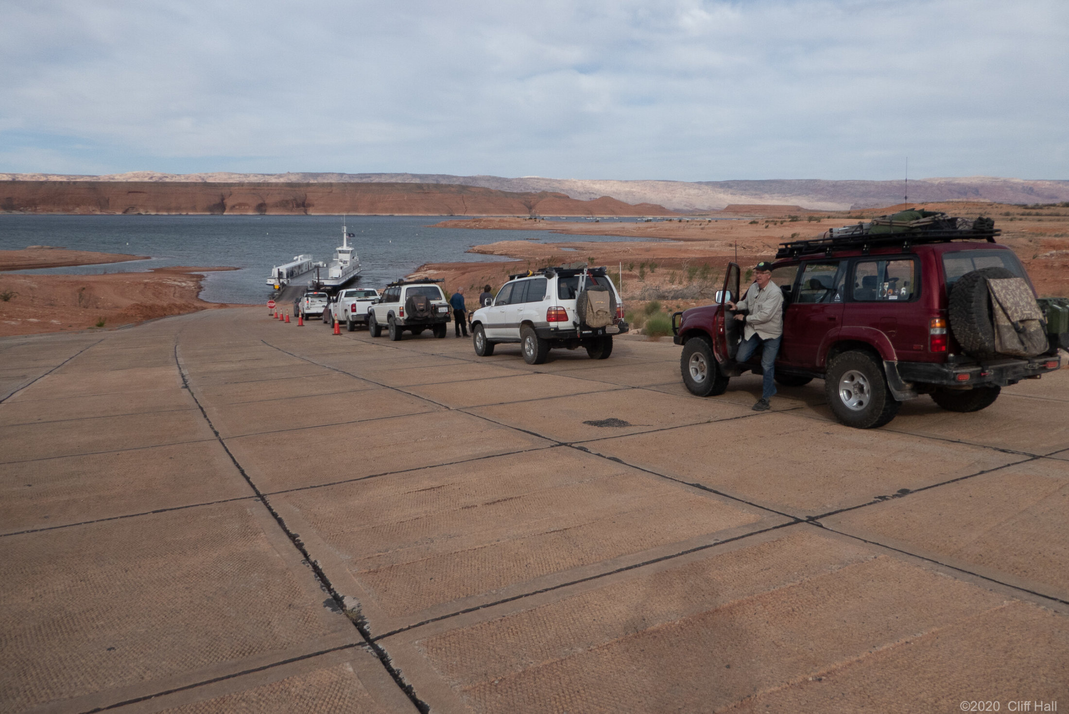 Hall's Crossing Ferry
